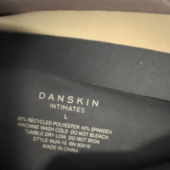 Danskin Super Slim and Thin Laser Cut Tech Sealed No-Show 5 pc Panties Set - Picture 12 of 13